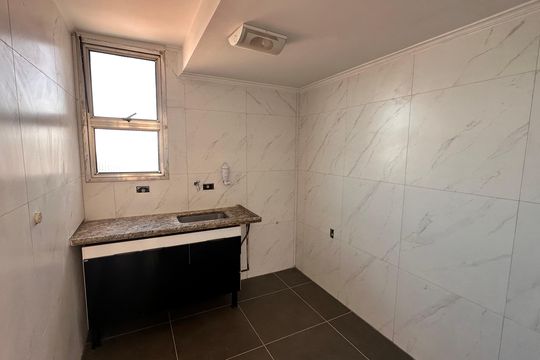 Cozinha de apartamento à venda com 1 quarto, 75m² em Vila Paulista, São Paulo