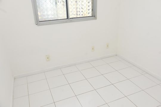Quarto 1 de apartamento para alugar com 3 quartos, 90m² em Imbuí, Salvador