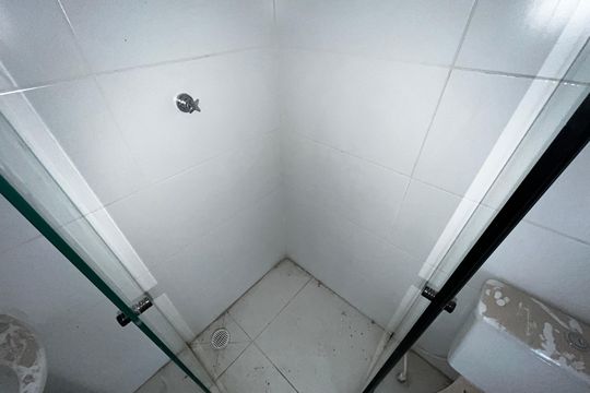 Banheiro de apartamento para alugar com 1 quarto, 32m² em Parada Inglesa, São Paulo