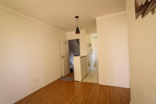 Sala de apartamento para alugar com 2 quartos, 38m² em Vila do Encontro, São Paulo