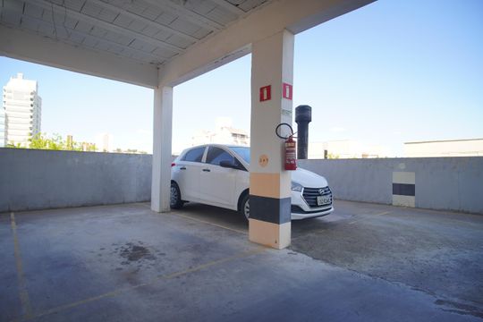 Garagem de apartamento à venda com 1 quarto, 45m² em Centro, Novo Hamburgo