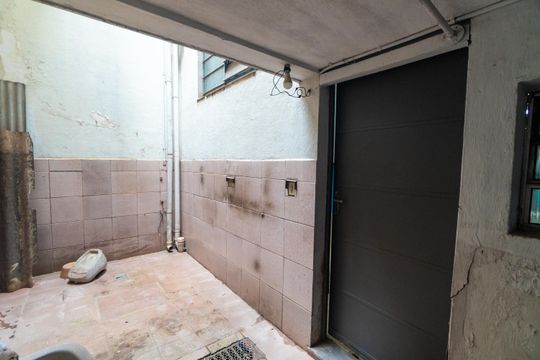 Salão - Lavanderia de casa à venda com 2 quartos, 161m² em Vila Fachini, São Paulo