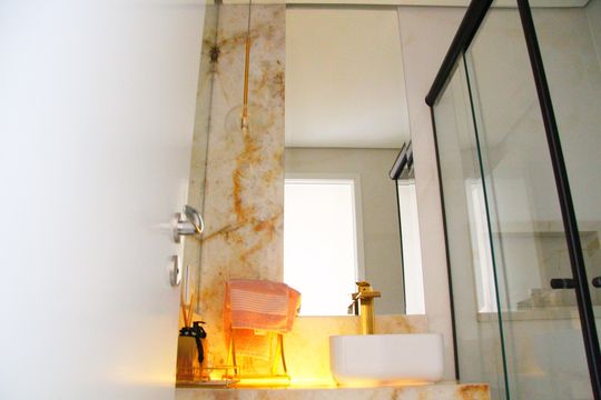 Banheiro Social de apartamento à venda com 2 quartos, 69m² em Vila Augusta, Guarulhos