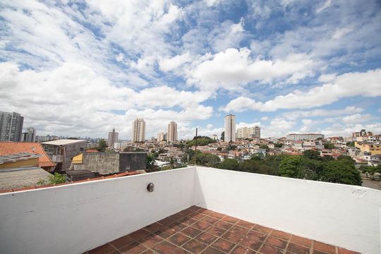 Quintal de casa à venda com 3 quartos, 81m² em Vila Maria Alta, São Paulo