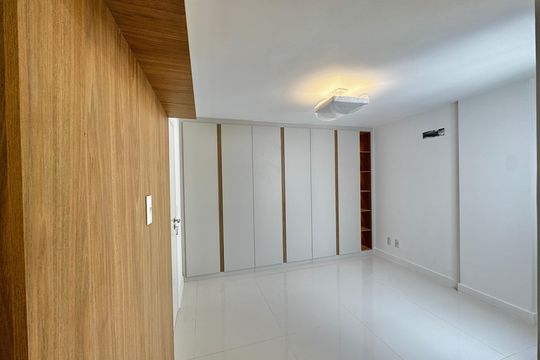 Suíte 3 de apartamento para alugar com 3 quartos, 328m² em Recreio dos Bandeirantes, Rio de Janeiro