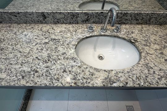 Suíte 3 - Banheiro de apartamento para alugar com 3 quartos, 328m² em Recreio dos Bandeirantes, Rio de Janeiro