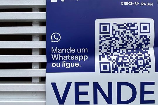 Placa de casa à venda com 4 quartos, 250m² em Jardim Fernandes, São Paulo