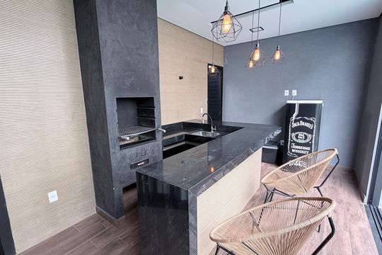 Churrasqueira de casa à venda com 3 quartos, 118m² em Jardim Ipaussurama, Campinas