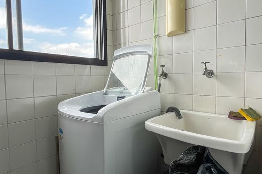 Cozinha e Área de Serviço de apartamento à venda com 2 quartos, 54m² em Vila Palmeiras, São Paulo
