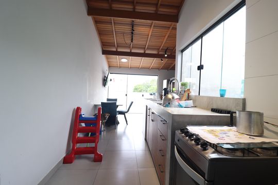 Cozinha de apartamento à venda com 2 quartos, 100m² em Vila Valparaíso, Santo André