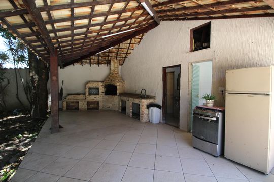 Churrasqueira de casa à venda com 5 quartos, 368m² em Anil, Rio de Janeiro