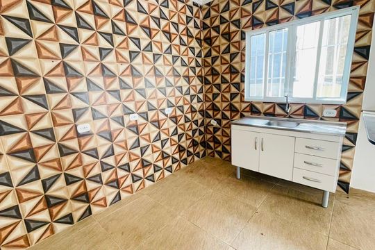 Cozinha de casa para alugar com 2 quartos, 59m² em Outeiro de Passárgada, Cotia