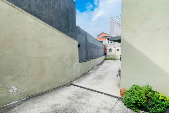 Garagem de casa para alugar com 2 quartos, 59m² em Outeiro de Passárgada, Cotia