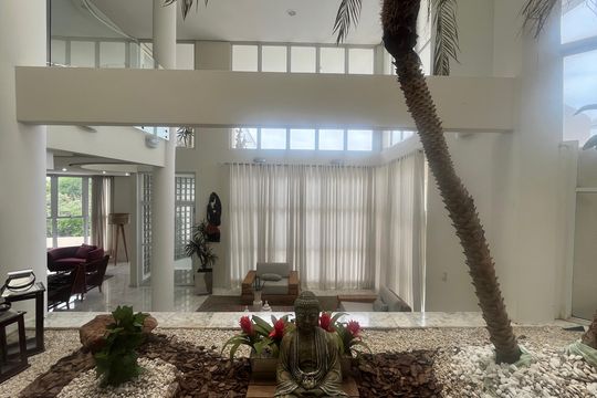 Sala de casa de condomínio à venda com 5 quartos, 980m² em Sítios de Recreio Gramado, Campinas