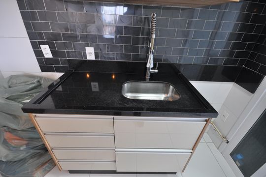 Cozinha de apartamento à venda com 2 quartos, 60m² em Jardim Brasil, São Paulo