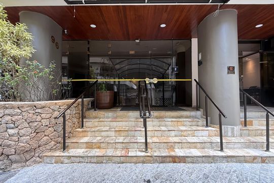 Fachada de apartamento para alugar com 1 quarto, 68m² em Sítio Paecara (vicente de Carvalho), Guarujá