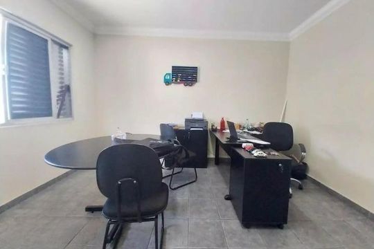 Casa à venda com 2 quartos, 117m² em Santa Terezinha, Santo André