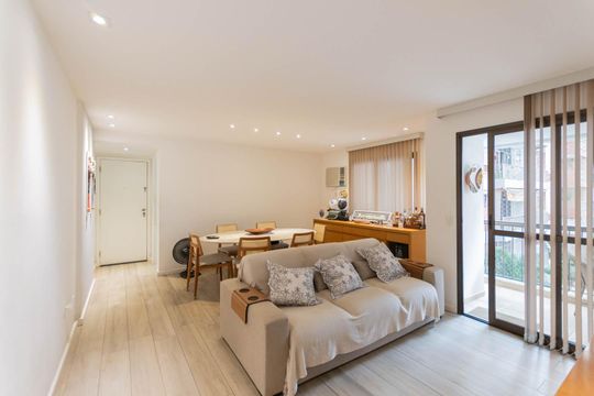 Sala de apartamento à venda com 3 quartos, 131m² em Tijuca, Rio de Janeiro