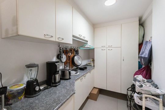 Cozinha de apartamento à venda com 3 quartos, 131m² em Tijuca, Rio de Janeiro