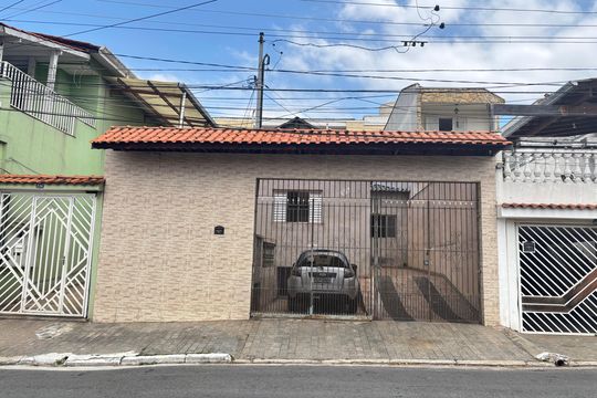 Fachada de casa para alugar com 1 quarto, 30m² em Vila Libanesa, São Paulo