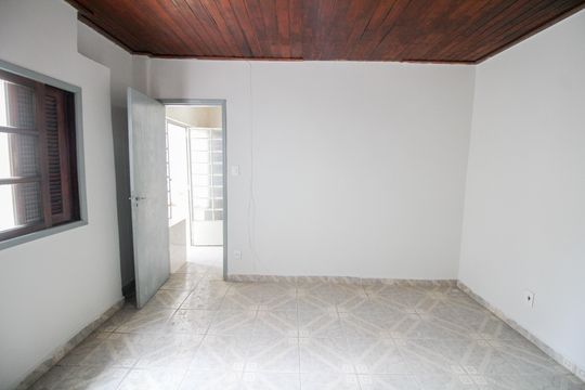 Quarto de casa para alugar com 1 quarto, 30m² em Vila Libanesa, São Paulo