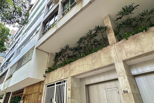 Plaquinha de apartamento à venda com 3 quartos, 120m² em Ipanema, Rio de Janeiro