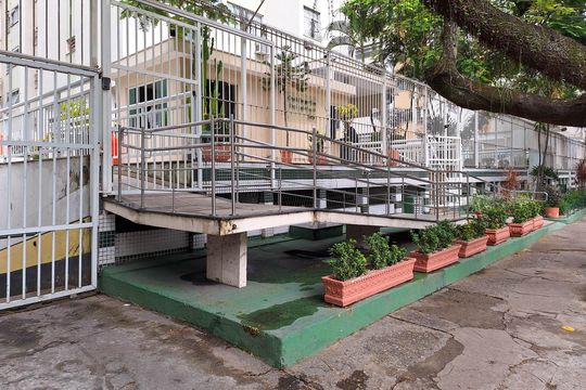 Fachada de apartamento à venda com 2 quartos, 74m² em Fonseca, Niterói