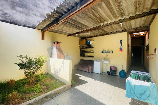 Quintal de casa à venda com 2 quartos, 80m² em Vale dos Machados, Guarulhos