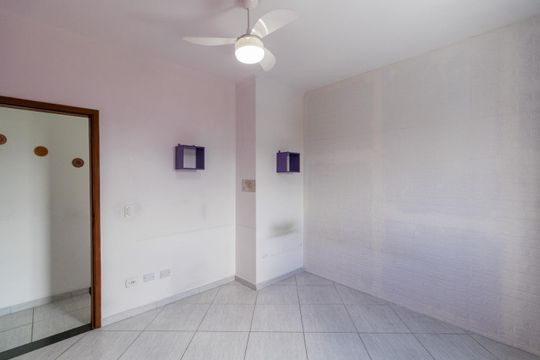 Quarto 1 de casa de condomínio à venda com 3 quartos, 160m² em Jardim Popular, São Paulo