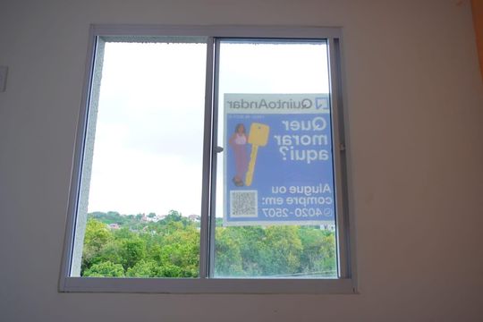 Quarto 1 - Vista de apartamento à venda com 2 quartos, 40m² em Rubem Berta, Porto Alegre