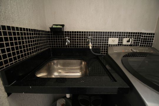 Casa de Condomínio à venda com 3 quartos, 220m² em Vila Tramontano, São Paulo