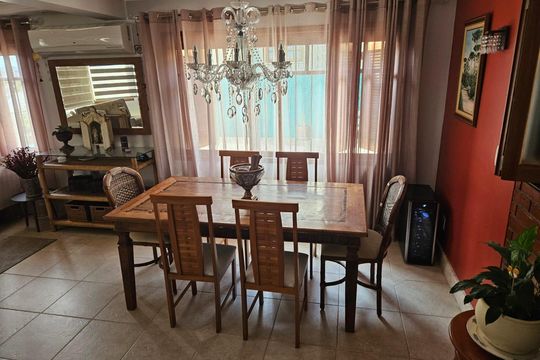 Sala de casa à venda com 4 quartos, 224m² em Partenon, Porto Alegre