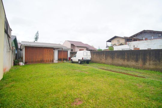 Quintal de casa à venda com 3 quartos, 126m² em Canudos, Novo Hamburgo