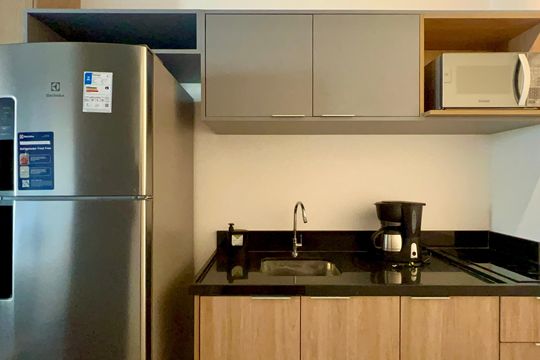 Cozinha de kitnet/studio à venda com 1 quarto, 25m² em Pompeia, São Paulo