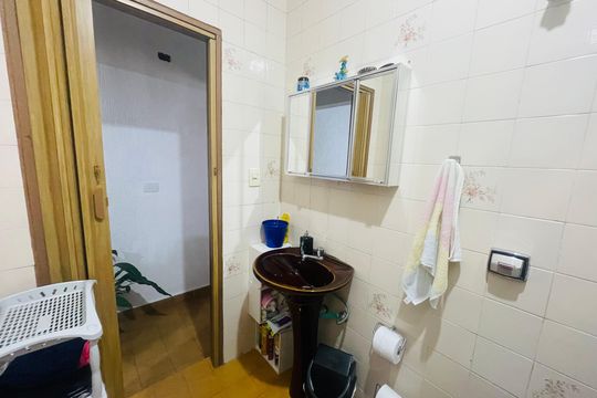 Banheiro 2 de casa à venda com 5 quartos, 158m² em Vila Alianca, Guarulhos