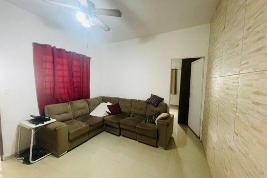 Sala de casa à venda com 5 quartos, 158m² em Vila Alianca, Guarulhos