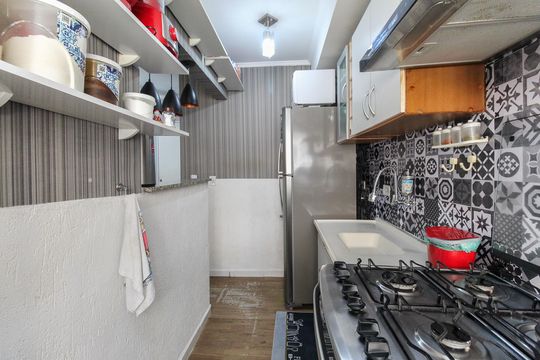Cozinha de apartamento à venda com 2 quartos, 40m² em Vila Nova Curuca, São Paulo