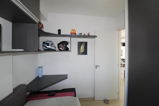 Quarto 1 de apartamento à venda com 2 quartos, 70m² em Farrapos, Porto Alegre