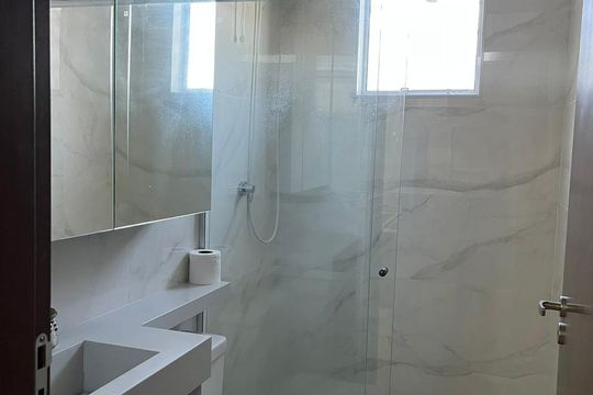 Banheiro Social de apartamento à venda com 2 quartos, 55m² em Juliana, Belo Horizonte