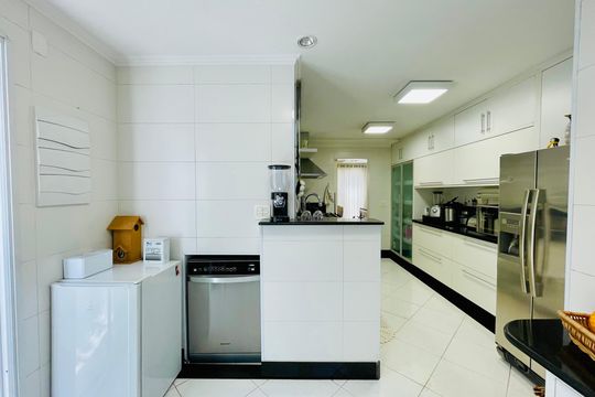 Cozinha de casa de condomínio à venda com 3 quartos, 247m² em Jardim Paraventi, Guarulhos