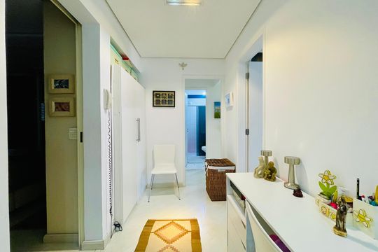 Hall quartos de casa de condomínio à venda com 3 quartos, 247m² em Jardim Paraventi, Guarulhos