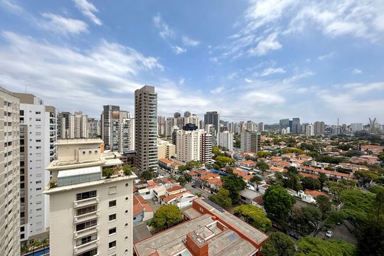 Vista Suíte 3 de apartamento à venda com 3 quartos, 146m² em Vila Cordeiro, São Paulo