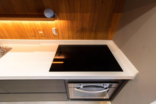 Cozinha de apartamento para alugar com 1 quarto, 40m² em Cambuí, Campinas
