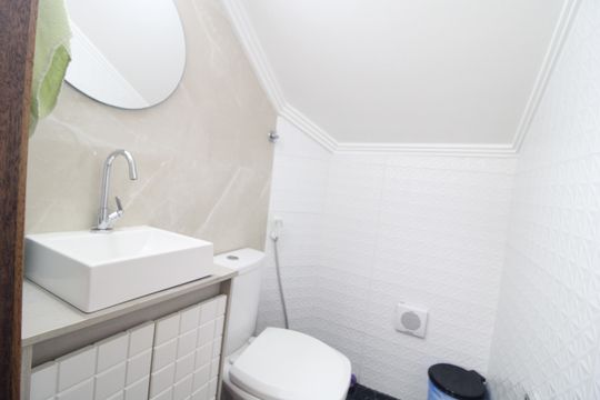 Lavabo de casa de condomínio à venda com 4 quartos, 130m² em Pedreira, São Paulo