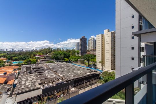 Vista Varanda gourmet de apartamento à venda com 3 quartos, 185m² em Santo Amaro, São Paulo
