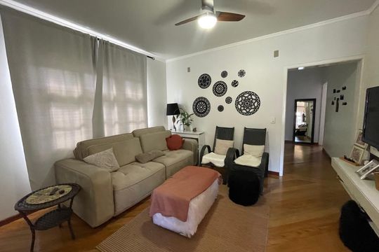 Sala de casa à venda com 3 quartos, 246m² em Petrópolis, Novo Hamburgo