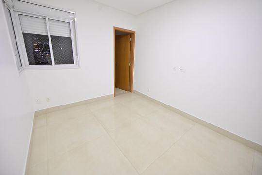 Suíte 3 de apartamento para alugar com 4 quartos, 215m² em Setor Leste Vila Nova, Goiânia