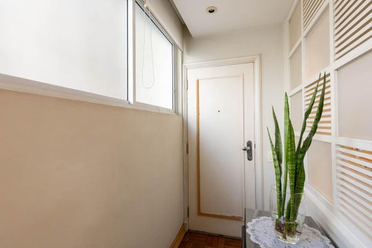Hall de Serviço de apartamento à venda com 3 quartos, 156m² em Higienópolis, São Paulo