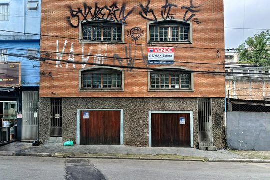 Fachada de casa para alugar com 1 quarto, 100m² em Freguesia do Ó, São Paulo