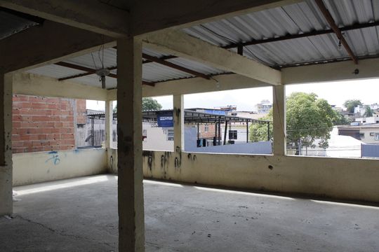 Área Externa de casa à venda com 3 quartos, 200m² em Curicica, Rio de Janeiro